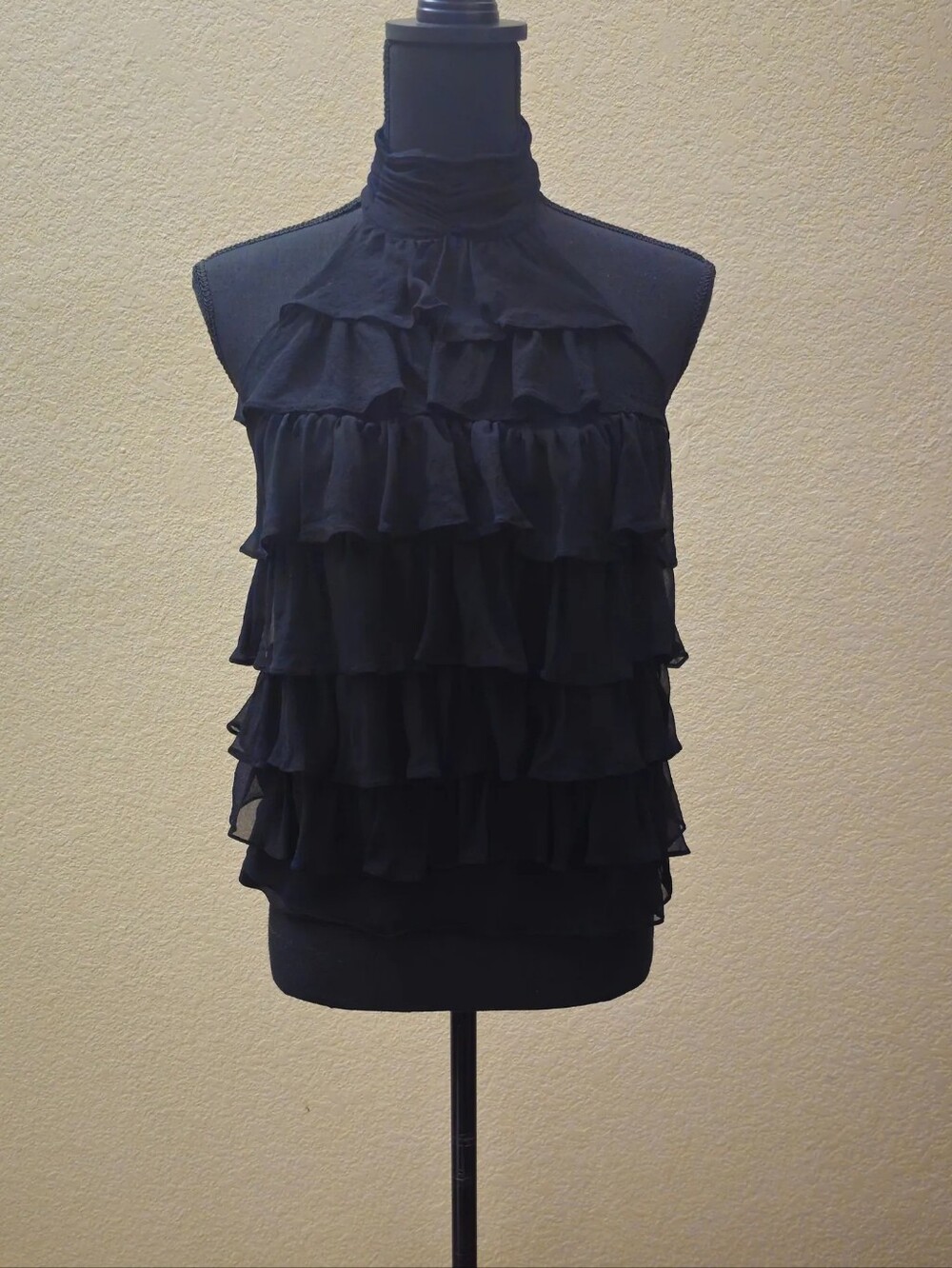 Kenar Black Tiered Ruffle Sleeveless Halter Top
